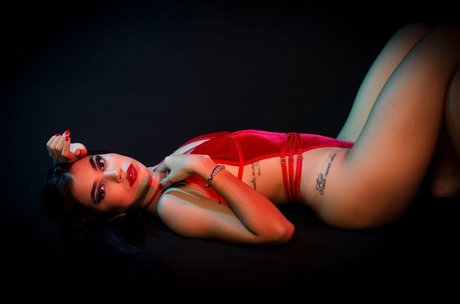 Foto desnuda filtrada de OnlyFans de Lia Latina