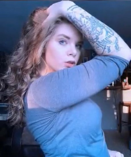 Foto desnuda filtrada de OnlyFans de Lexi Fox