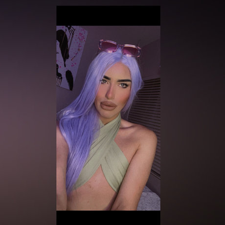 Foto desnuda filtrada de OnlyFans de Lexxerlv