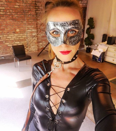 Foto desnuda filtrada de OnlyFans de Lexi Leatherland