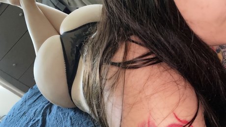 Foto desnuda filtrada de OnlyFans de Alexa Davonn