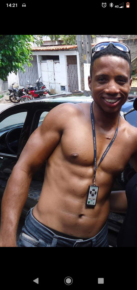 Leozinho Oversoud