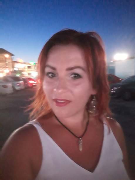 Foto desnuda filtrada de OnlyFans de Leosunqueen