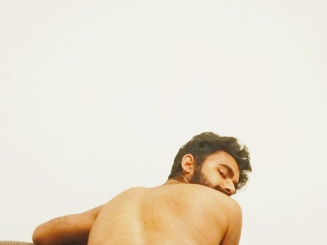 Foto desnuda filtrada de OnlyFans de Leo Solandres