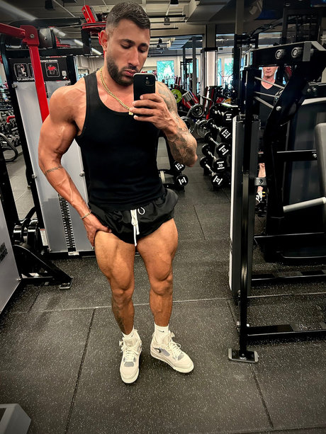 Foto desnuda filtrada de OnlyFans de Leonardo Ribeiro 