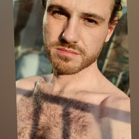 Foto desnuda filtrada de OnlyFans de Leon Harder