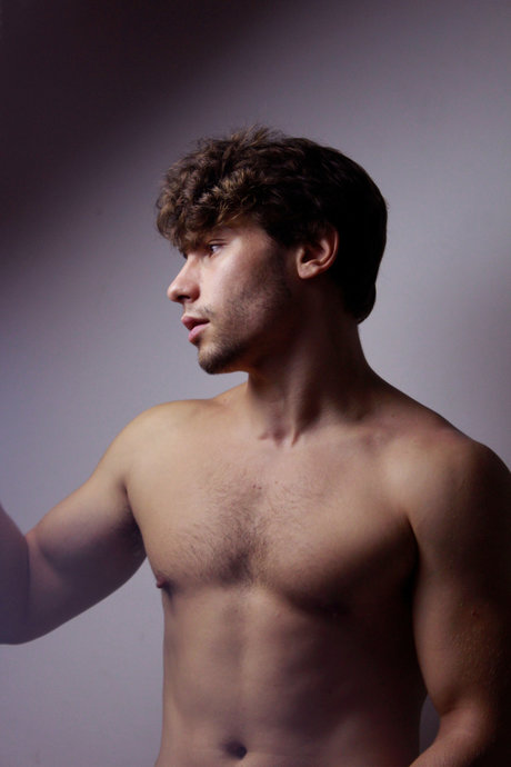 Leo Adonis