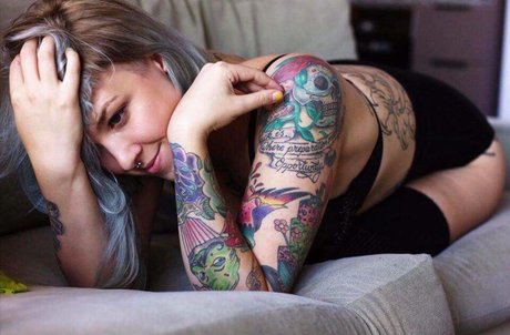 Foto desnuda filtrada de OnlyFans de Lena Loving