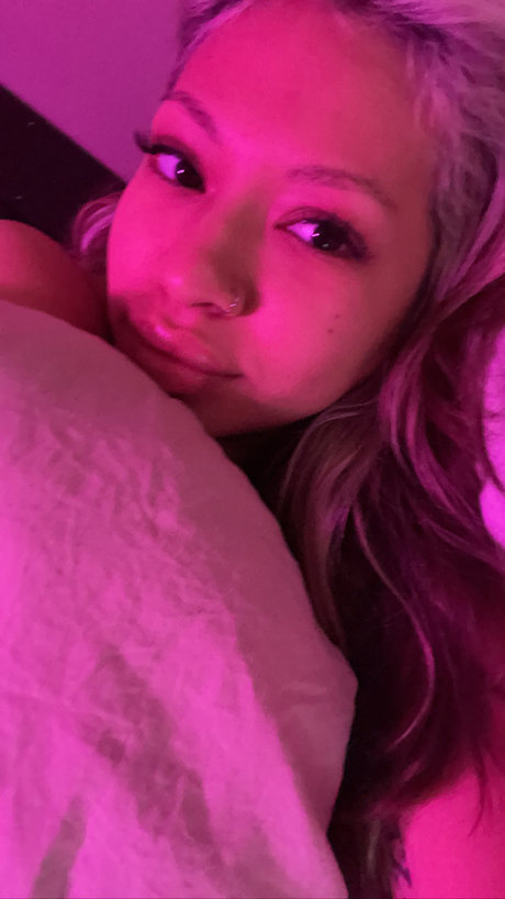 Foto desnuda filtrada de OnlyFans de Kurst