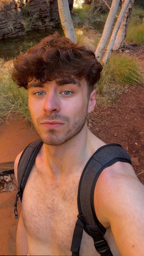 Foto desnuda filtrada de OnlyFans de Lee