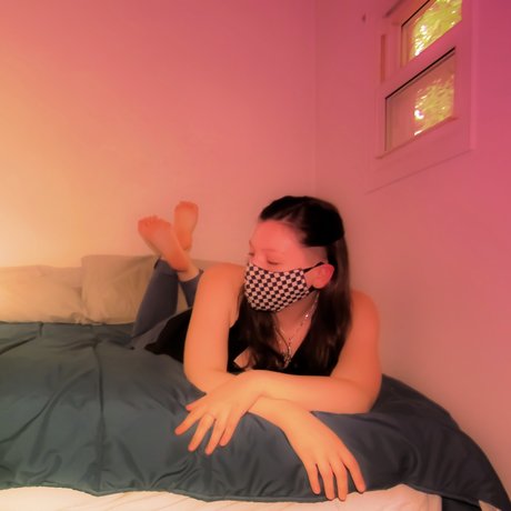 Foto desnuda filtrada de OnlyFans de Leah Disaster
