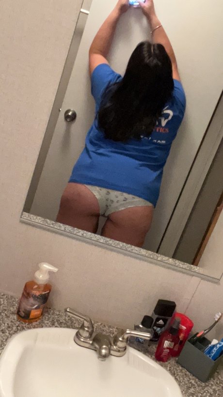 Foto desnuda filtrada de OnlyFans de Lea