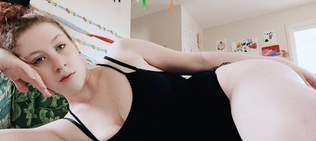 Foto desnuda filtrada de OnlyFans de Laylarose