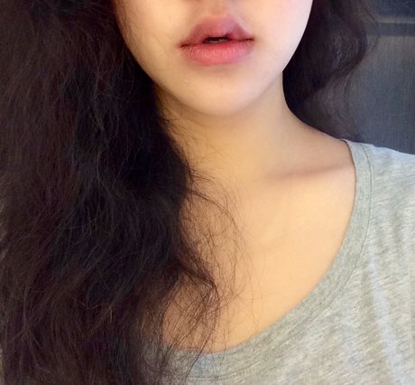 Foto desnuda filtrada de OnlyFans de Lauren Ella Song