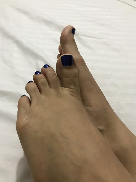 Foto desnuda filtrada de OnlyFans de Laura