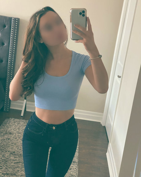 Foto desnuda filtrada de OnlyFans de Zo 