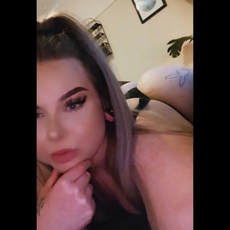 Foto desnuda filtrada de OnlyFans de Little Brat 