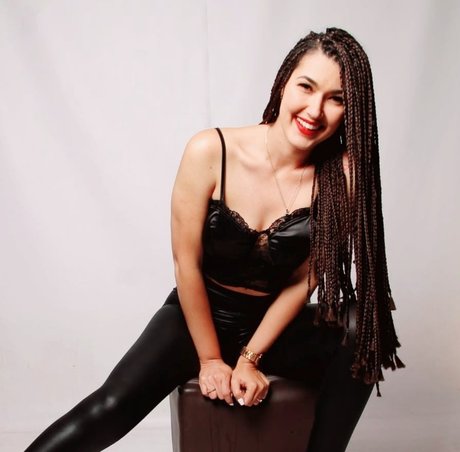 Foto desnuda filtrada de OnlyFans de Lisandra Modelo Venezolana 175 M