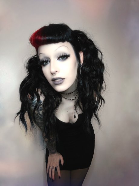 Lisa Loveless
