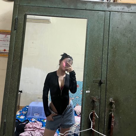 Foto desnuda filtrada de OnlyFans de Ling Ling