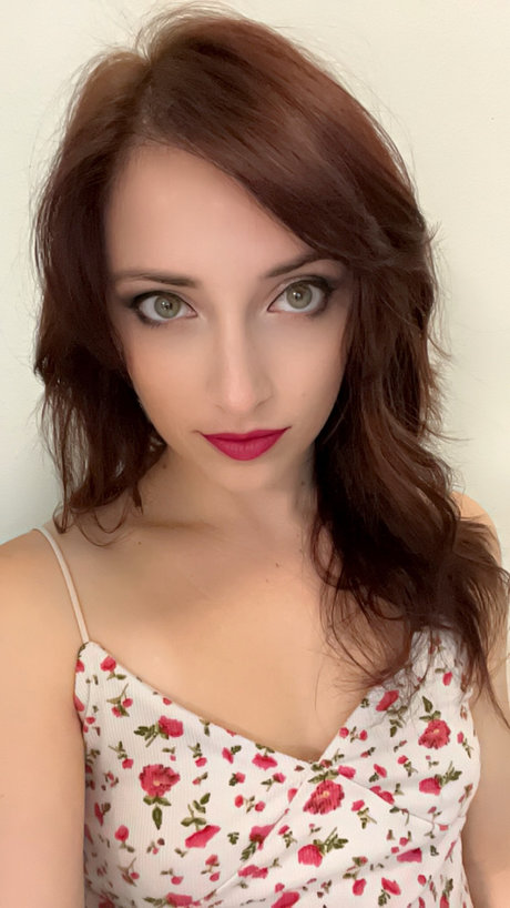 Foto desnuda filtrada de OnlyFans de Lilysparxx