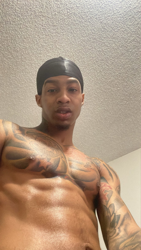 Foto desnuda filtrada de OnlyFans de Spc Lil Hott