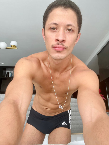 Foto desnuda filtrada de OnlyFans de Liipe