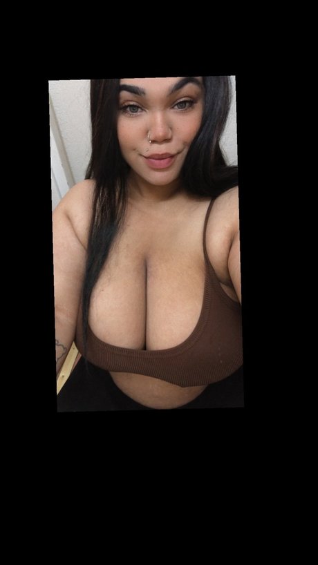 Foto desnuda filtrada de OnlyFans de Mariaah