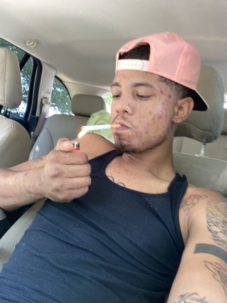 Foto desnuda filtrada de OnlyFans de Joshua Faison