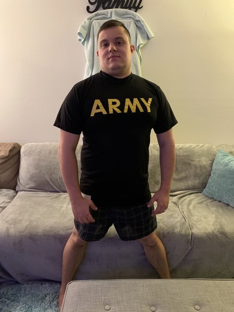 Foto desnuda filtrada de OnlyFans de Adam Robbins