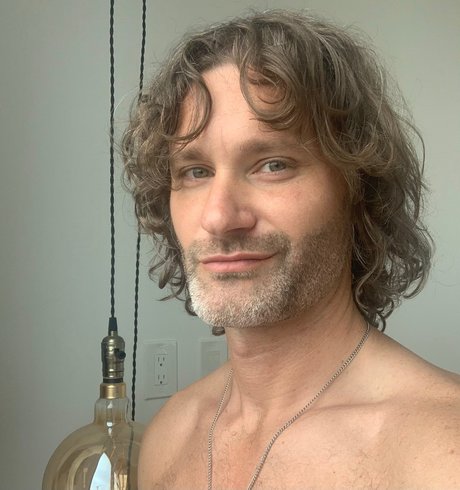 Foto desnuda filtrada de OnlyFans de Lover Boy Lucas
