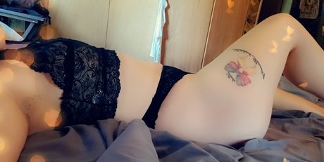 Foto desnuda filtrada de OnlyFans de Hidi