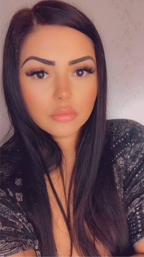 Foto desnuda filtrada de OnlyFans de Lovely Gigi