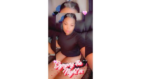 Foto desnuda filtrada de OnlyFans de Honeyyyy