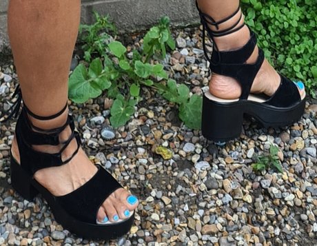 Lovableprettyfeet