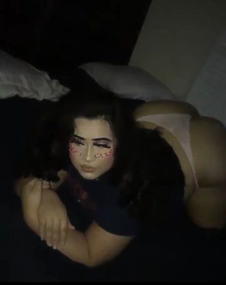 Foto desnuda filtrada de OnlyFans de Mariee 