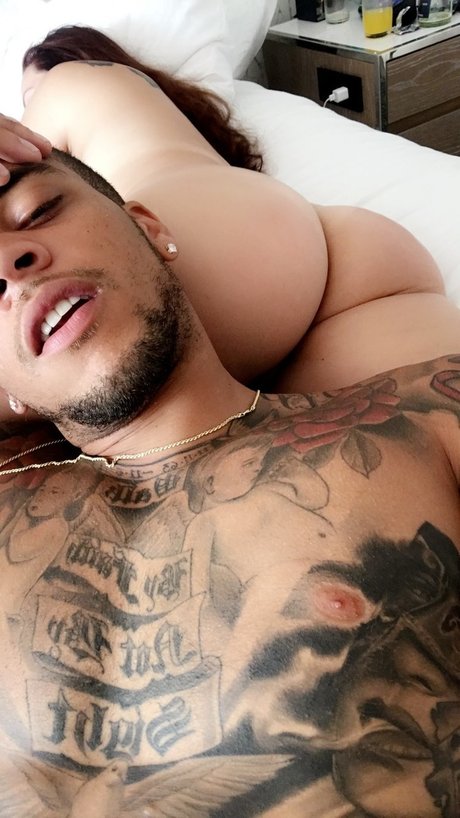 Foto desnuda filtrada de OnlyFans de Louis