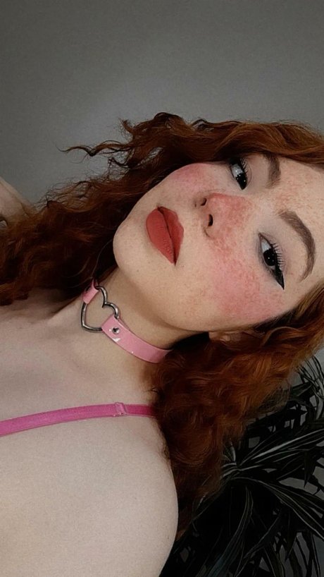 Foto desnuda filtrada de OnlyFans de Louise
