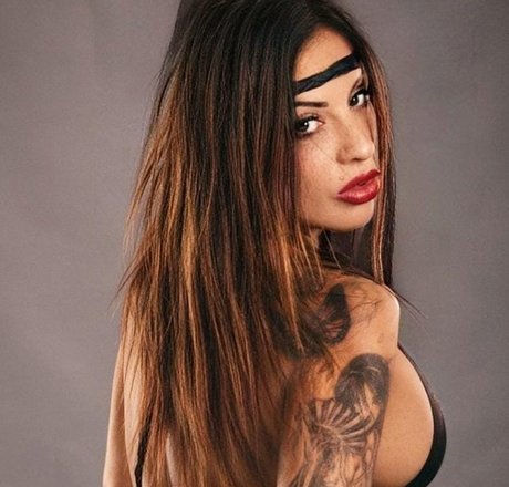 Foto desnuda filtrada de OnlyFans de Lola Ruiz Pstar