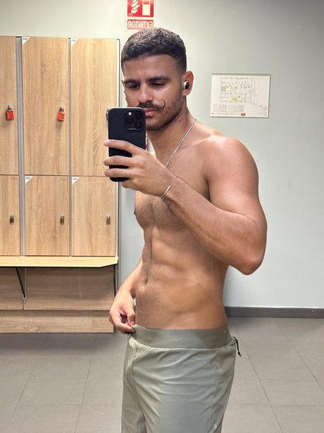 Foto desnuda filtrada de OnlyFans de Link