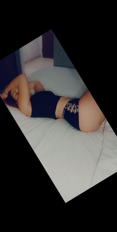 Foto desnuda filtrada de OnlyFans de London Nicole