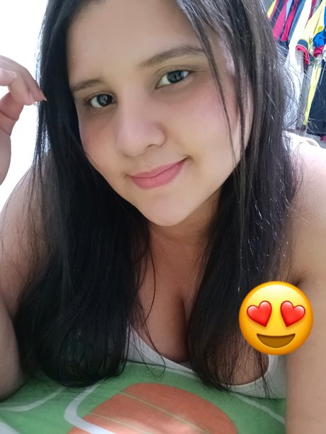 Foto desnuda filtrada de OnlyFans de Loly 
