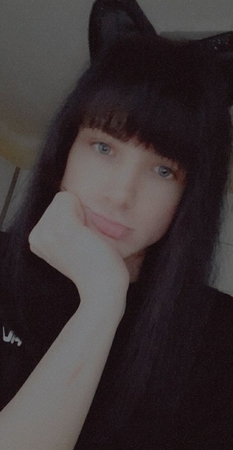 Foto desnuda filtrada de OnlyFans de Leonie