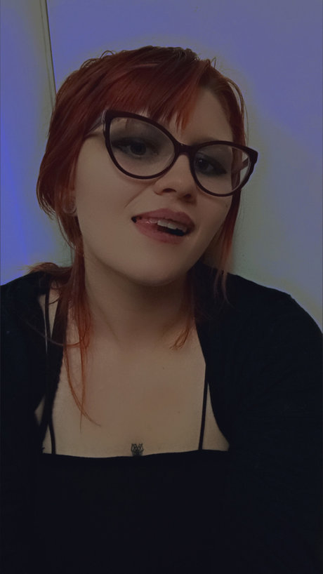 Foto desnuda filtrada de OnlyFans de Candy Coated Corpse