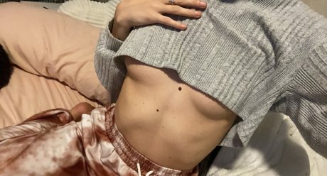 Foto desnuda filtrada de OnlyFans de Lizzi Kitty 