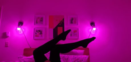 Foto desnuda filtrada de OnlyFans de Naliah And Ariel