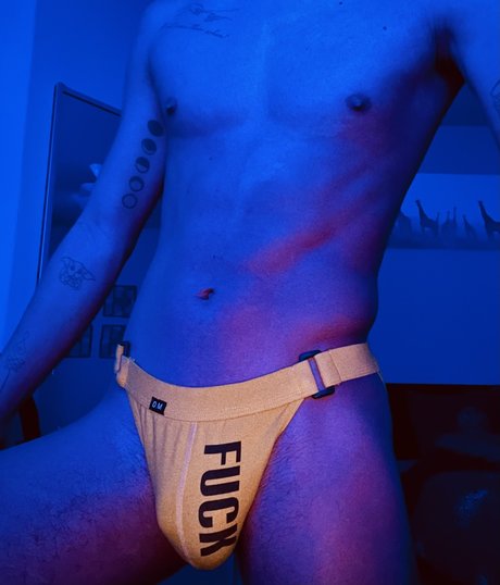 Foto desnuda filtrada de OnlyFans de Luis