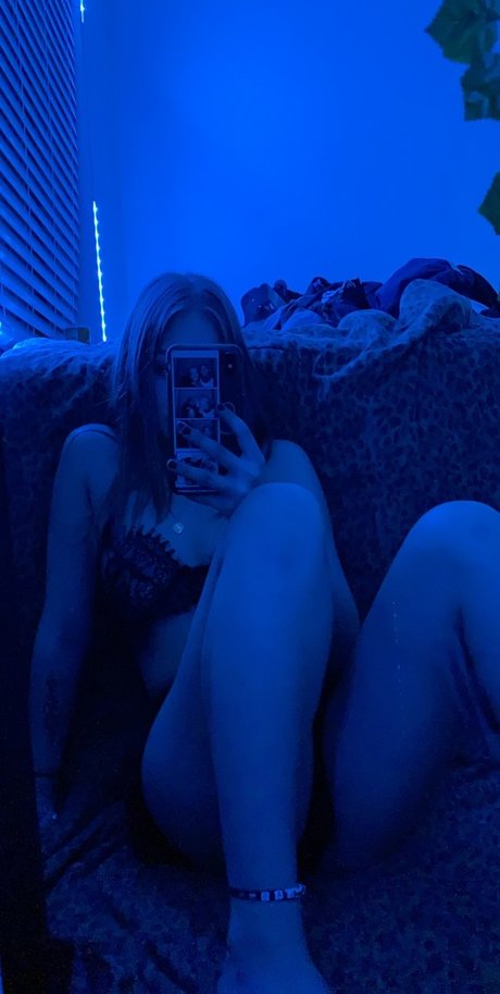 Foto desnuda filtrada de OnlyFans de Luxe