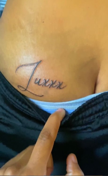 Foto desnuda filtrada de OnlyFans de Goddess Luxxx