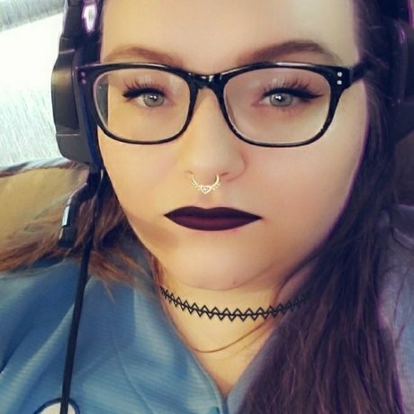 Lustylace